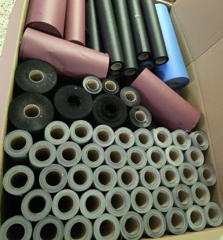 553 kg Packpapier dunkle Farben Schrenzpapier Füllmaterial